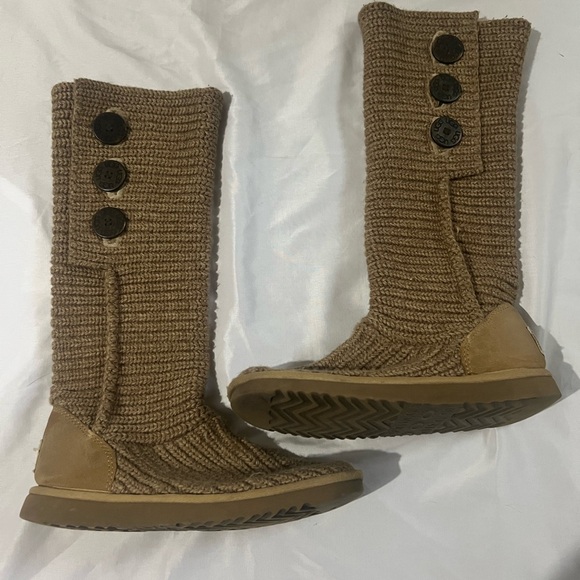 UGG Brown Knit Button Boots sz 7 - Picture 1 of 4